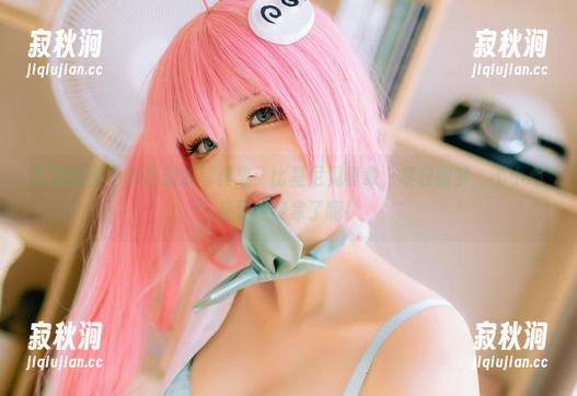瓦斯塔亚小龙虾最新写真集：比基尼见真章，夏日圆梦，不小心又要变专家了啊！
