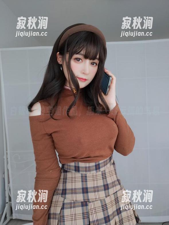 白银81的空姐作品，捎来一缕云端的气息