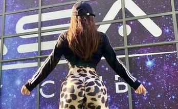 微密圈 – 禅雨儿Lynne，女神降临，美图无圣光的背后，你怕了吗？