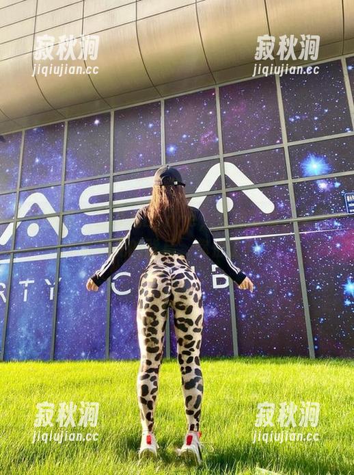 微密圈 - 禅雨儿Lynne，女神降临，美图无圣光的背后，你怕了吗？