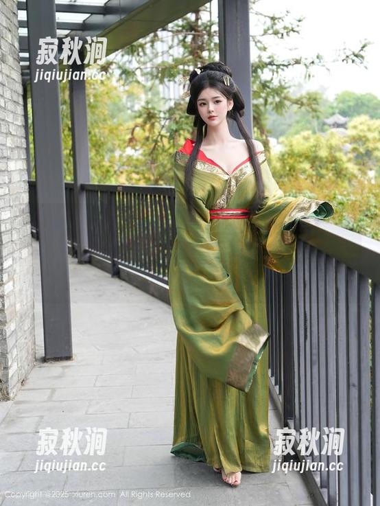 秀人网 - 向BABY_柒的灰丝福利图集致敬，虽然我还是搞不懂灰丝的吸引力在哪里…