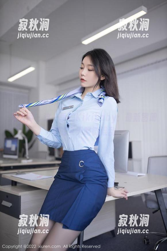 秀人网-Kikibaby 秀人网 - 这一季的Kikibaby:最新图册里的夏天略微混乱