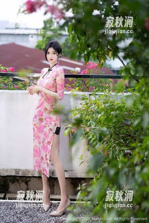 秀人网-奈汐酱nice 秀人网 - 图你没见过的奈汐酱nice:户外写真,风中那抹倩影