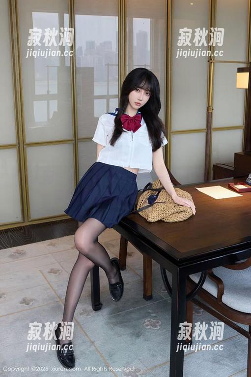 秀人网 - 少女写真大赏——安妮Tess的美图里的瑕疵总是那么打眼