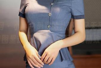 秀人网 – 小小白思宜的礼服搭配无圣光，套图里却闪现出意想不到的精致。