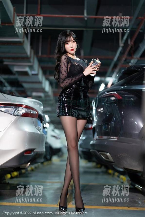 秀人网 - 敢跟汐汐baby比透明吗？快来下载她的美图吧！