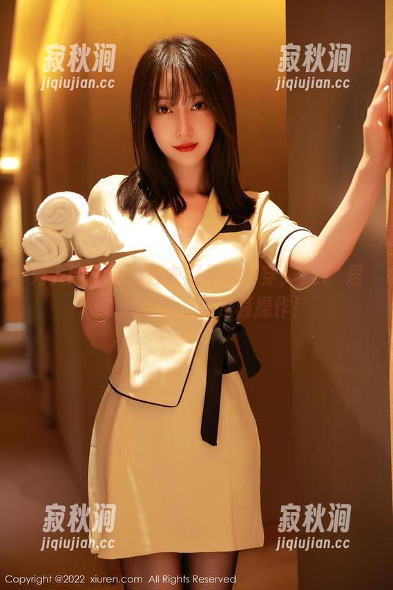 秀人网 - 这白色衣服不太好穿，玥儿玥居然驾驭得了，又是骚操作！