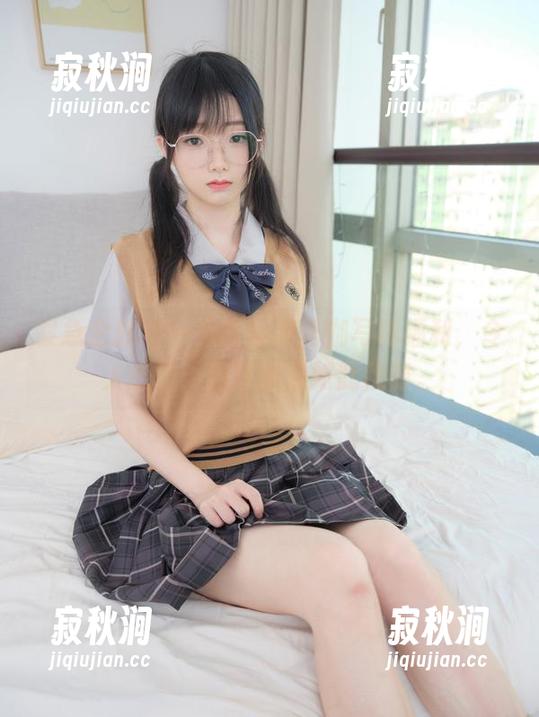 紧急企划-一只喵喵梓 紧急企划 - 一只喵喵梓瑜伽写真福利,令人感慨:猫咪都是如此优雅。