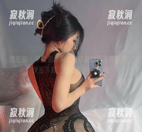 微密圈 - 可能是你见过最奇葩的万圣节套图，快去下载，纪念小小v不靠脸