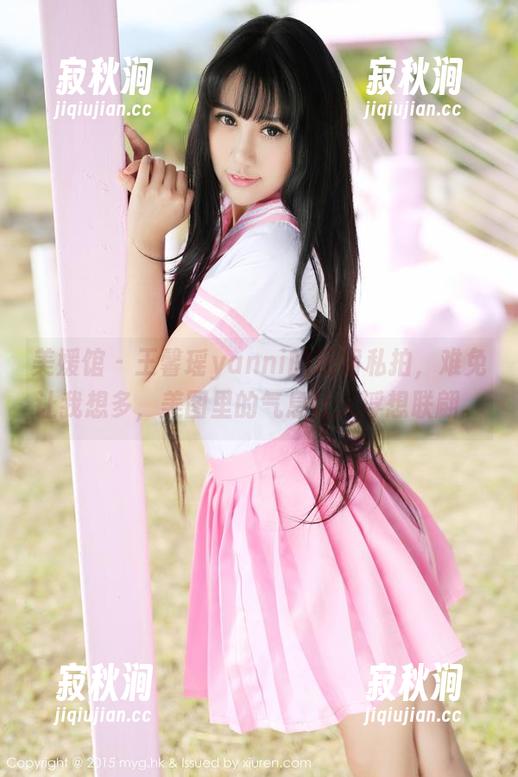 美媛馆-王馨瑶yanni 美媛馆 - 王馨瑶yanni的短裙私拍,难免让我想多,美图里的气息让人浮想联翩。