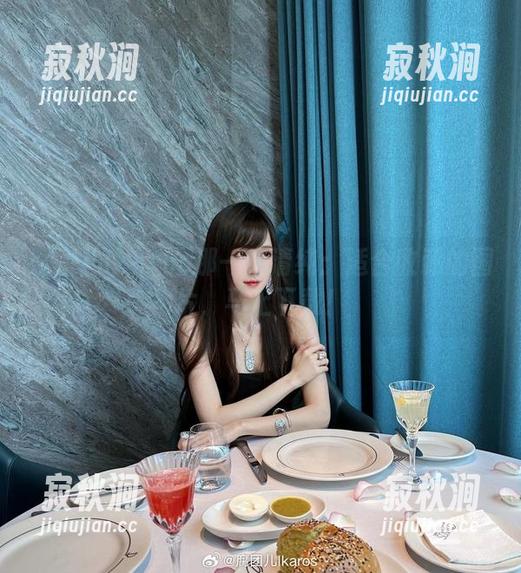 腐团儿Ikaros 腐团儿Ikaros那一抹清纯:适合收藏的图片,马上下载!