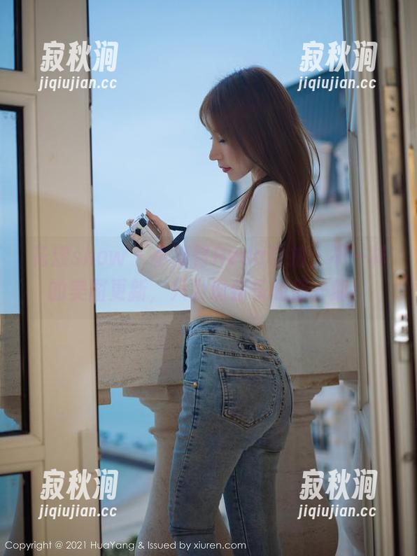 花漾show - 小海臀Rena自拍，不一样的美图更新，只为逗你乐的那一刻！