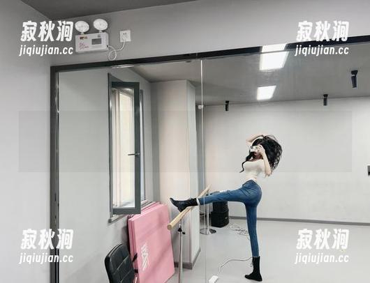 微密圈 - 感谢葛征的图包，专门选中了我的腿情从此凝聚世界，御姐篇不来还不好受！