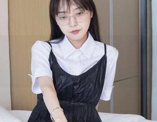 袜啵啵 – 这个甜甜圈真有意思，低跟鞋的美图精选倒是给我不一样的视角