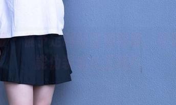 袜啵啵 – 稚予定制的空姐制服，花絮版，能伪装成女王吗？