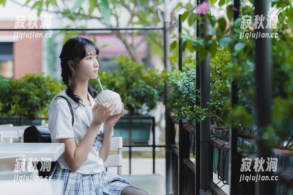 西呱呀呀呀的原图：温柔得像棉花糖，不湿不腻就最美