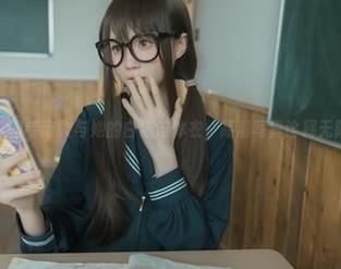 关于西园寺南歌与她的白猫连体衣，高清写真诠释无限遐想