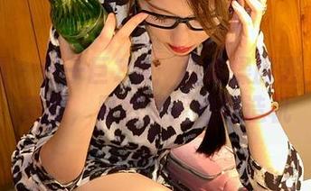 微密圈 – 轩子巨2兔：当体操服遇上高清美图，果然是话题制造机