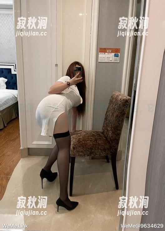 微密圈 - 想象一下，如果车子能说话，它会如何赞美迷人的五姨太？