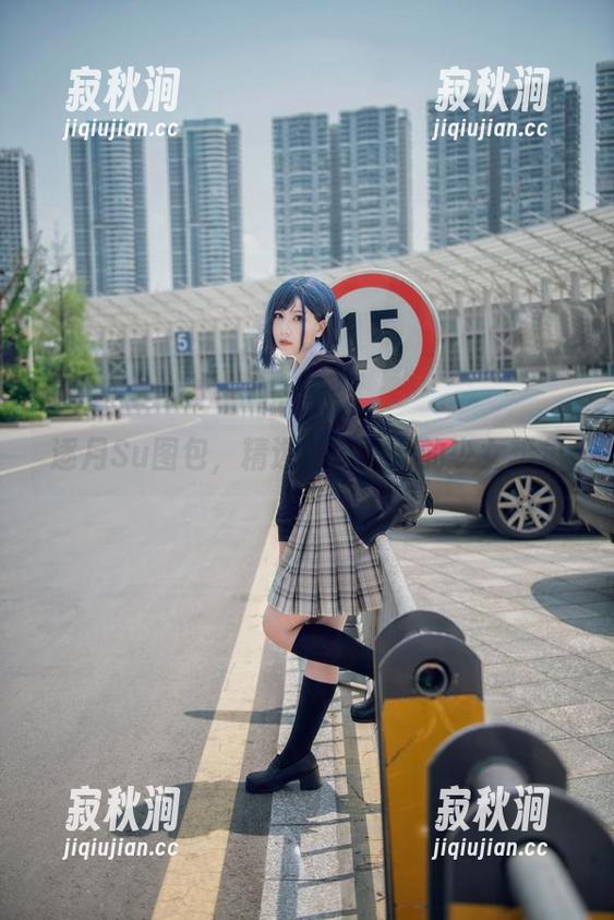 逐月Su图包，精选脑洞大开的少女想象