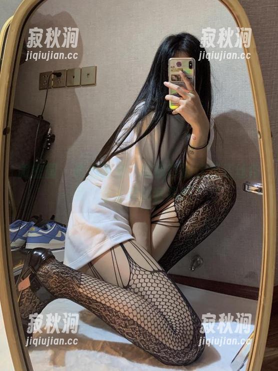 微密圈 - 诚心询问，陈佩奇的这组红丝作品，你喜欢的套路吗？