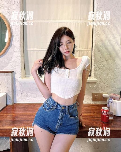 微密圈 - 不容错过的最新睡衣合集，陈妮妮UNI教你如何在“无聊的日子”中寻找乐趣，来吧！