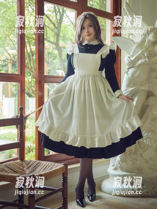 麻花麻花酱私拍：月光下的魔法少女，柊舞缇娜这一发光真让人想开魔法店！